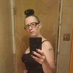 Meet your Posher, Debra